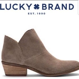 Lucky Brand Fahmida taupe suede booties Sz 8
